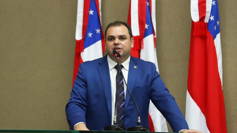 *‘Janeiro Branco’: Leis de Roberto Cidade alertam sobre necessidade de cuidar da saúde mental*