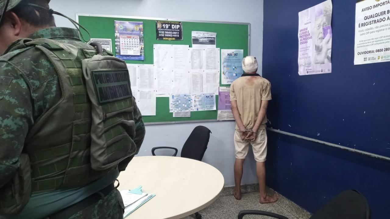 ADOLESCENTE É BALEADO APÓS EMBOSCADA EM LOJA DE CONVENIÊNCIA