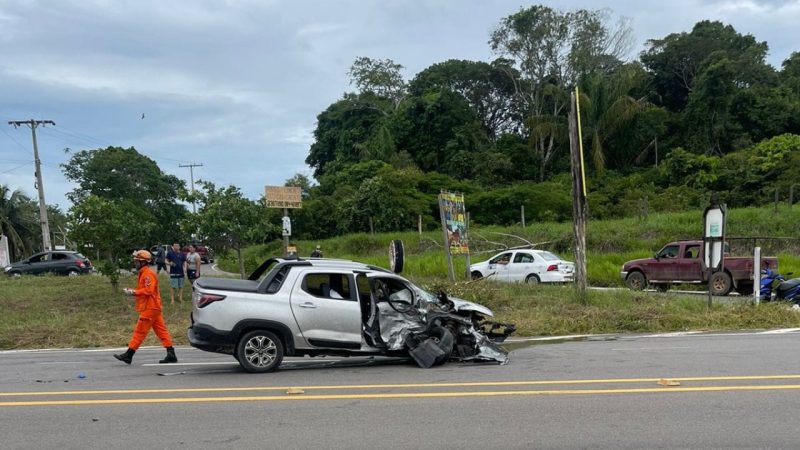 MORTE A 200 KM/H: MOTOCICLISTAS COLIDEM COM CARRO EM RODOVIA
