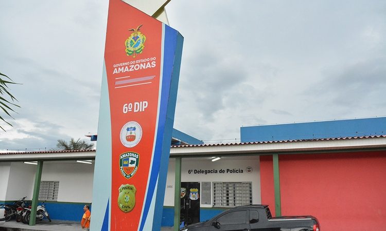 Trio é preso após tentativa de assalto em supermercado de Manaus