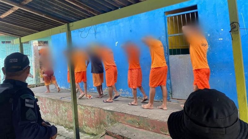 BRIGA ENTRE DETENTOS DEIXA DOIS FERIDOS; REVISTA ENCONTRA OBJETOS CORTANTES EM CELA