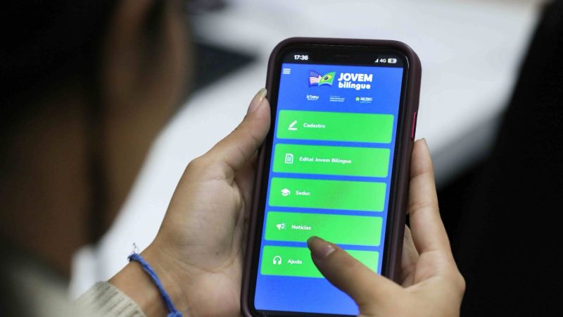 *Governo do Amazonas inicia inscrições para mil bolsas do projeto Jovem Bilíngue*