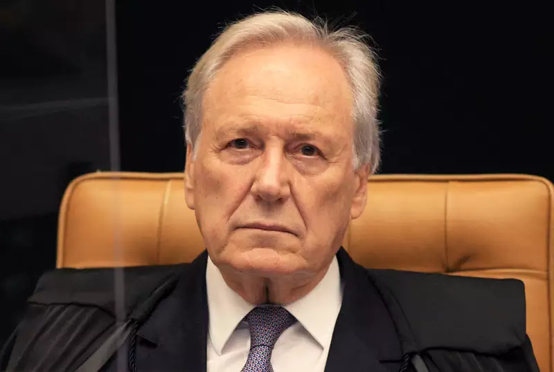 Ricardo Lewandowski aceita convite de Lula e será o novo ministro da Justiça