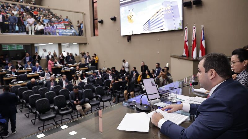 Roberto Cidade sancionou 27 leis enquanto esteve como governador em exercício do Amazonas