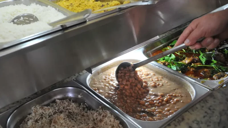 Dieese: preço da cesta básica diminuiu em 15 capitais em 12 meses