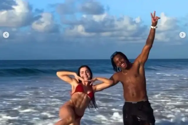 Jade Picon e Paulo André surgem juntos e web reage