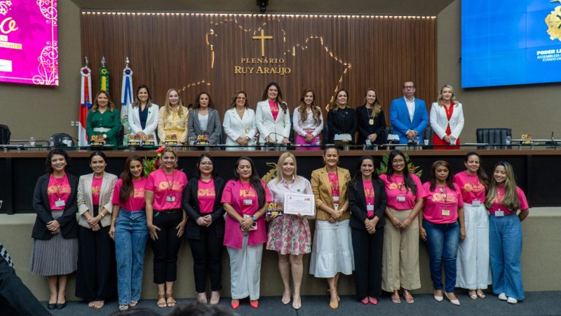 *Débora Menezes destaca trabalho realizado pela Procuradoria da Mulher na Aleam*