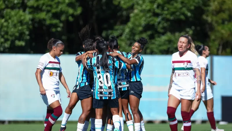 Grêmio segura reação do Flu e vence no Brasileiro Feminino de Futebol