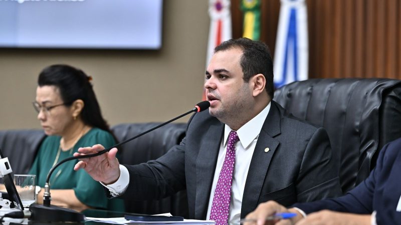 Proposta de Roberto Cidade que estabelece prioridade no atendimento oncológico infantil está apto à votação