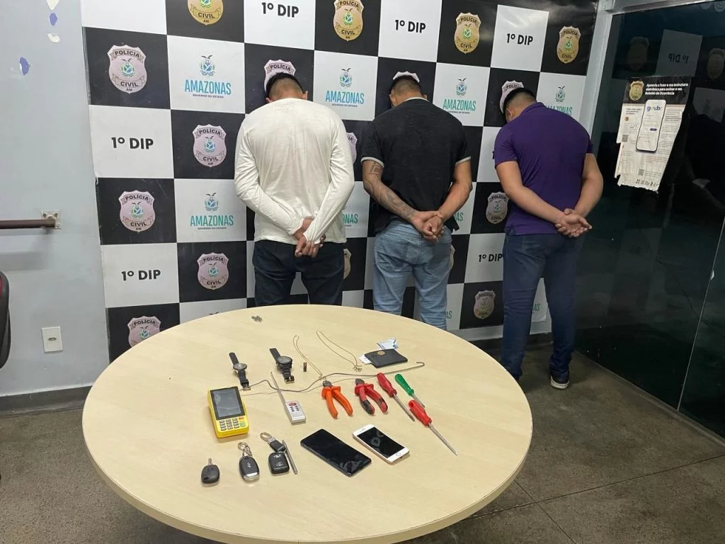 Trio é preso por furtos em veículos com uso de ‘Chapolin’ em Manaus