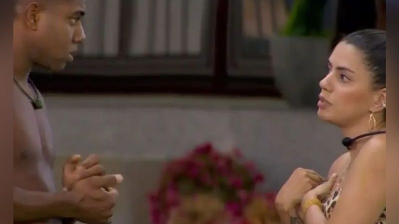 Fernanda sugere que Davi arrume emprego de segurança em prédio