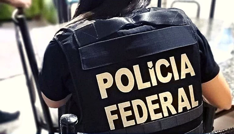PF prende homem que saiu com mais de 4 kg de droga do Amazonas