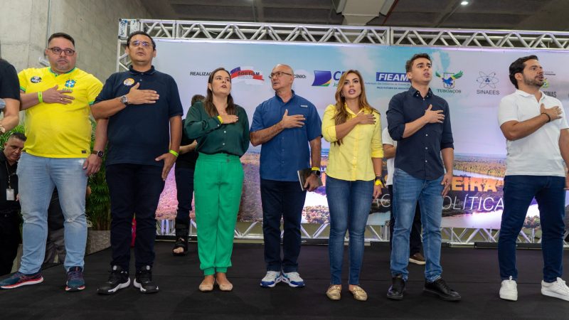 *Nikolas Ferreira reúne multidão em palestra ‘Cristão e a Política’ em Manaus*