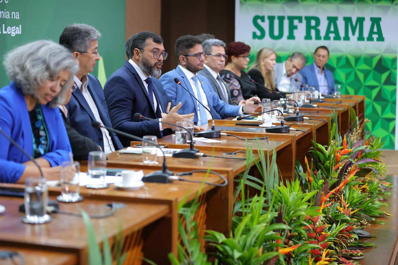 Em seminário sobre bioeconomia, Wilson Lima destaca uso sustentável de recursos naturais para gerar emprego e renda*