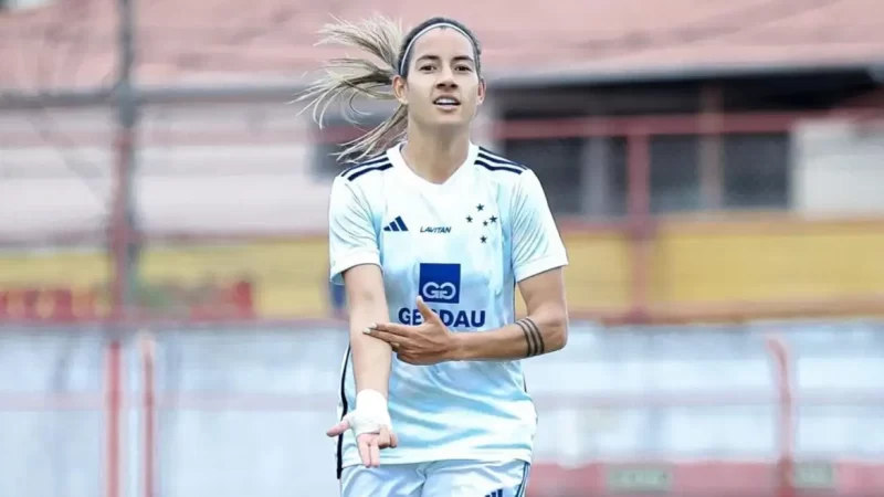 Cruzeiro vence e assume liderança provisória do Brasileiro Feminino