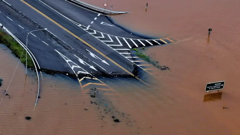 Rodovias do RS têm 144 trechos com bloqueios total ou parcial