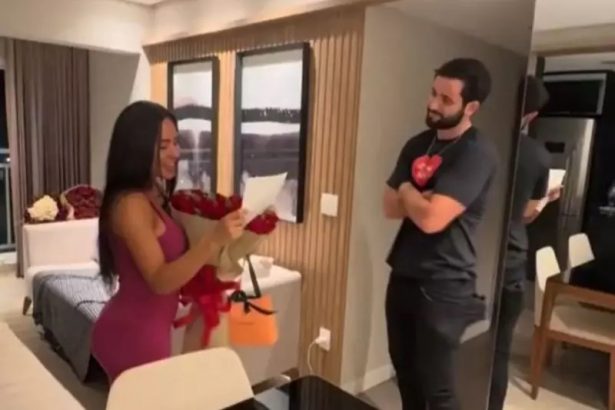 Matteus usou flores, joia e cartinha ao pedir para namorar com Isabelle