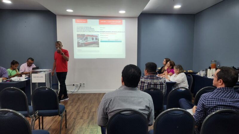 Prefeitura de Manaus arrecada quase meio milhão de reais com leilão de sucatas de ambulâncias e de veículos recuperáveis