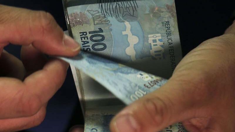 Governo paga a partir de segunda o abono salarial do PIS e Pasep