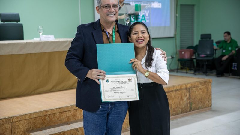 Qualificação de servidores: Minter em Administração Pública UEA/UFV certifica 34 novos mestres