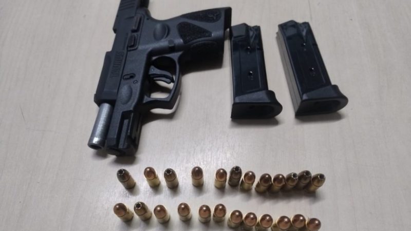 Motorista é detido após ser flagrado em blitz dirigindo embriagado e com porte ilegal de arma de fogo em Manaus