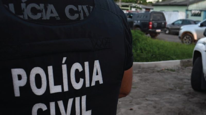 Pastor vai à delegacia orar por detentos e termina preso no Amazonas; saiba o motivo