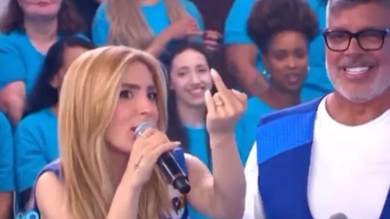 Manu Bahtidão perde a paciência e faz gesto polêmico ao vivo no SBT