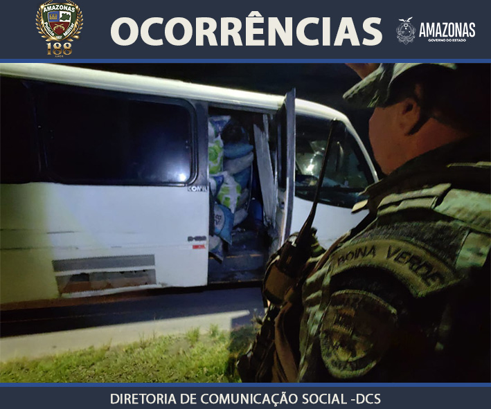 Polícia Militar do Amazonas apreende carvão ilegal armazenados em 170 sacos, na AM-010