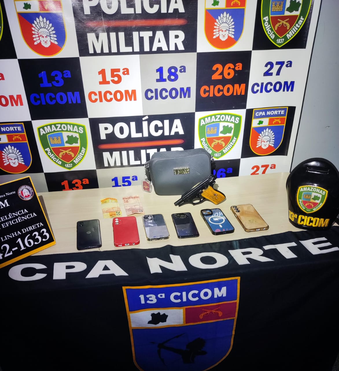 Polícia Militar do Amazonas prende homem e apreende adolescente envolvidos em roubo próximo a uma escola