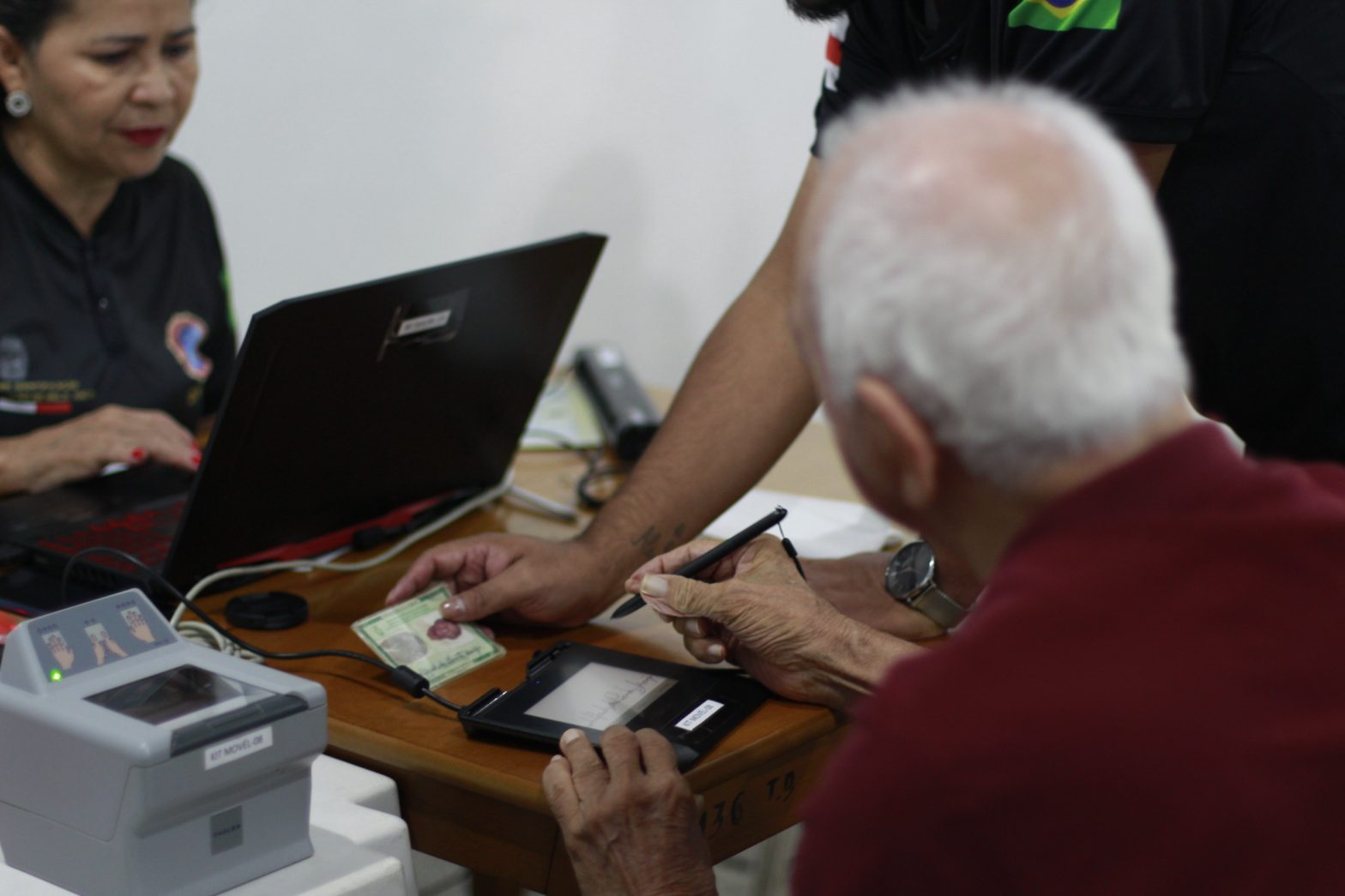 SSP-AM orienta sobre inclusão de documentos pessoais na nova Carteira de Identidade Nacional