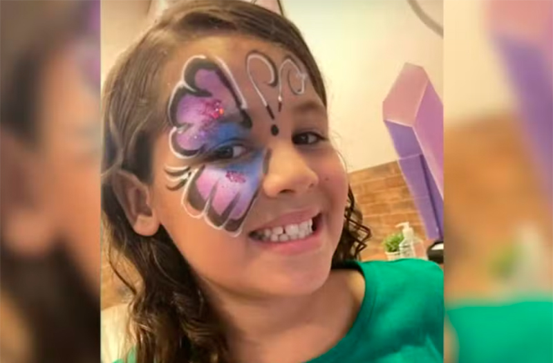 Pai de menina de 8 anos morta em desafio na internet pede punição