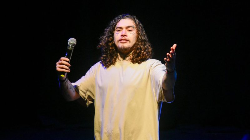 Whindersson Nunes volta aos palcos após internação para cuidar da saúde mental