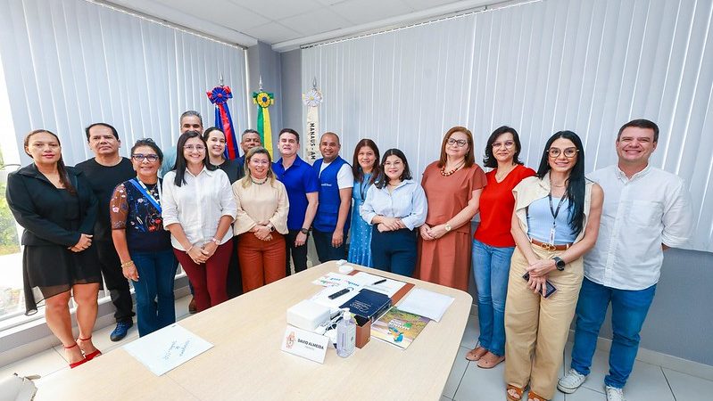 Prefeito David Almeida recebe bancada sindical da saúde e confirma avanço em valorização dos servidores com promoção por titularidade