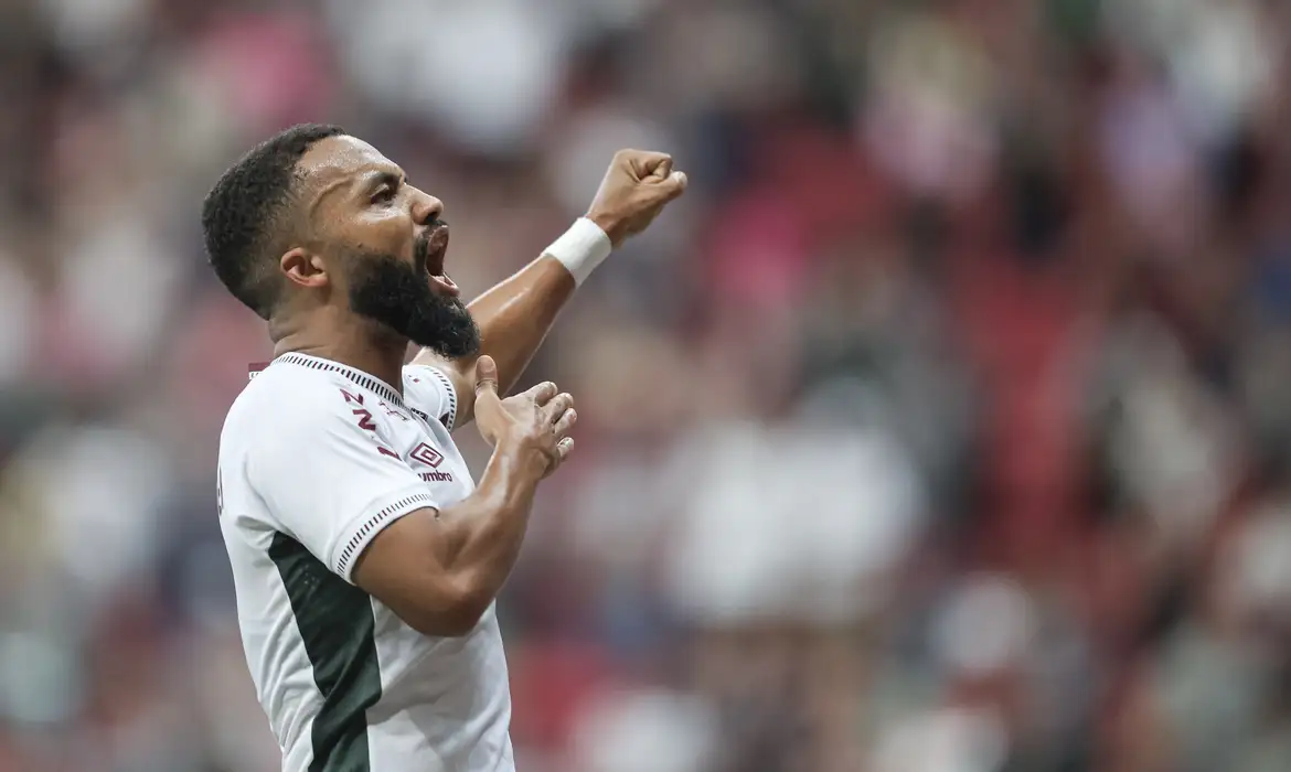 Fluminense goleia para avançar às oitavas da Copa do Brasil