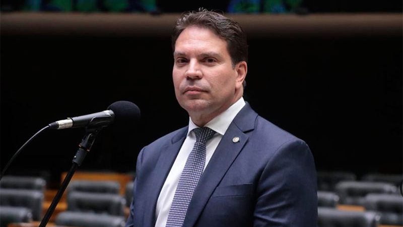 Rede e PDT contestam no STF suspensão de processo contra Ramagem pela Câmara