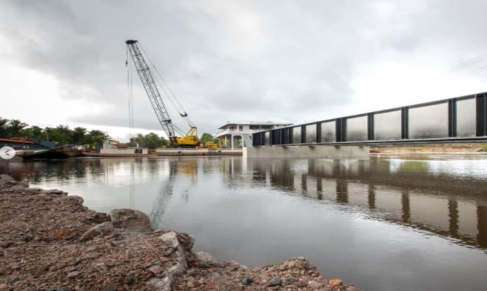 Ponte sobre o Rio Curuçá deve ser entregue em setembro, afirma presidente do Dnit