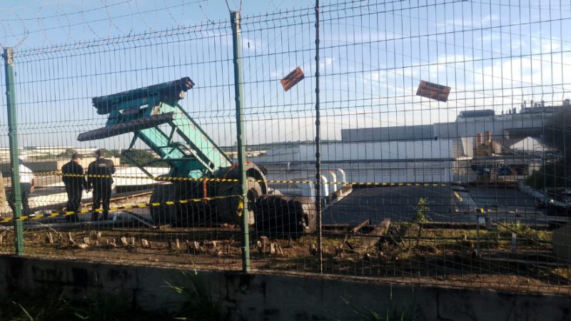 Buraco que causou acidente fatal no Distrito Industrial é reparado pela Águas de Manaus