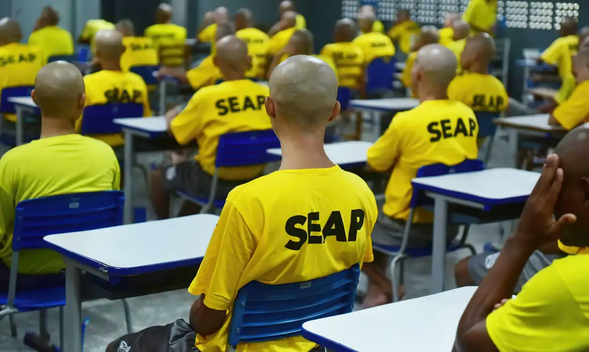 Prova do Encceja para privado de liberdade será em 23 e 24 de setembro