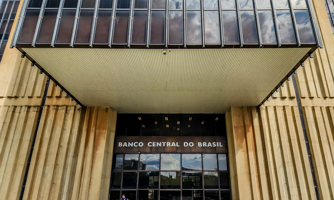 Copom decide nesta quarta se pausa ciclo de altas na Taxa Selic