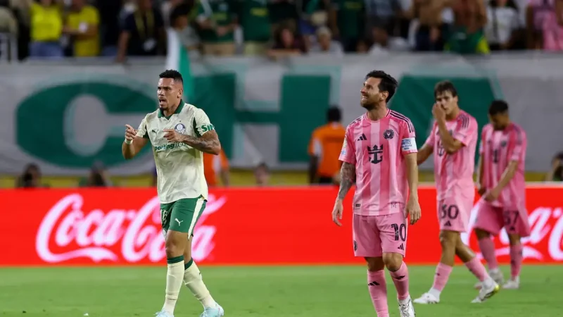 Palmeiras arranca empate com Miami e avança em primeiro no Grupo A