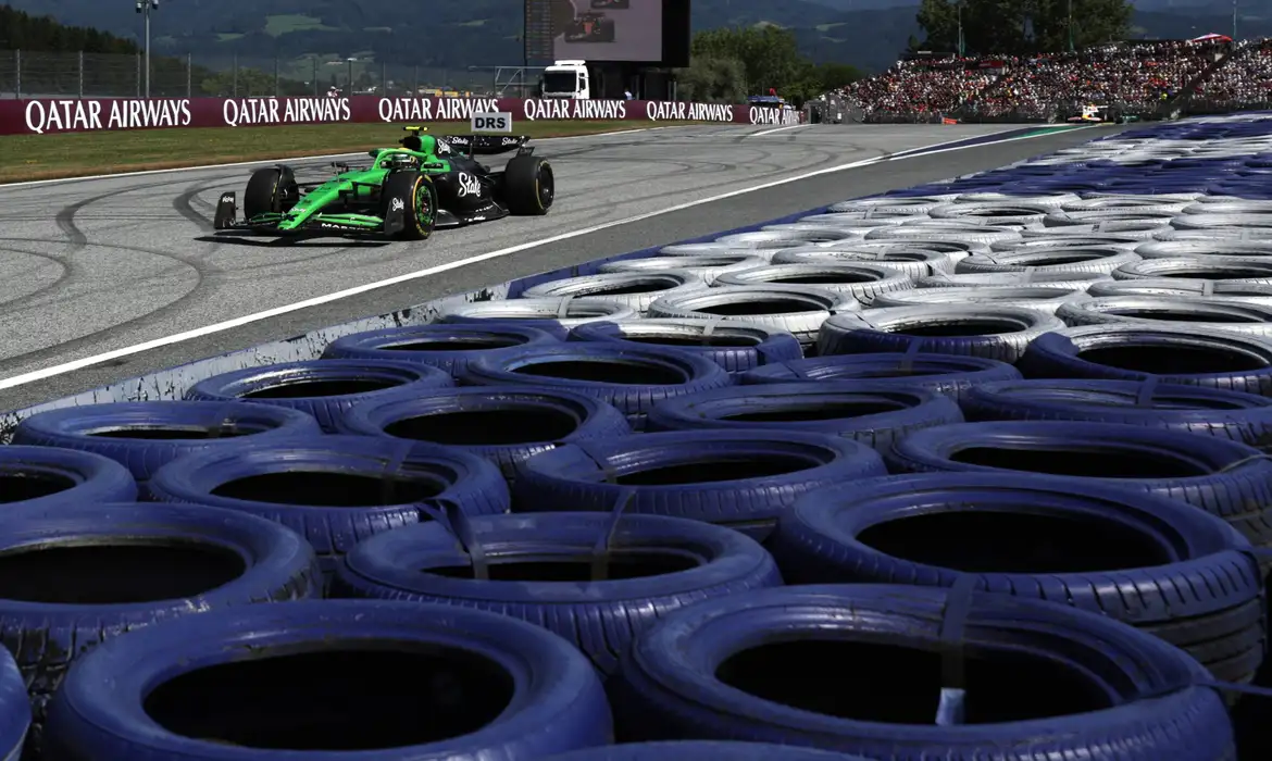 Bortoleto quebra longo jejum brasileiro na F1 e pontua na Áustria