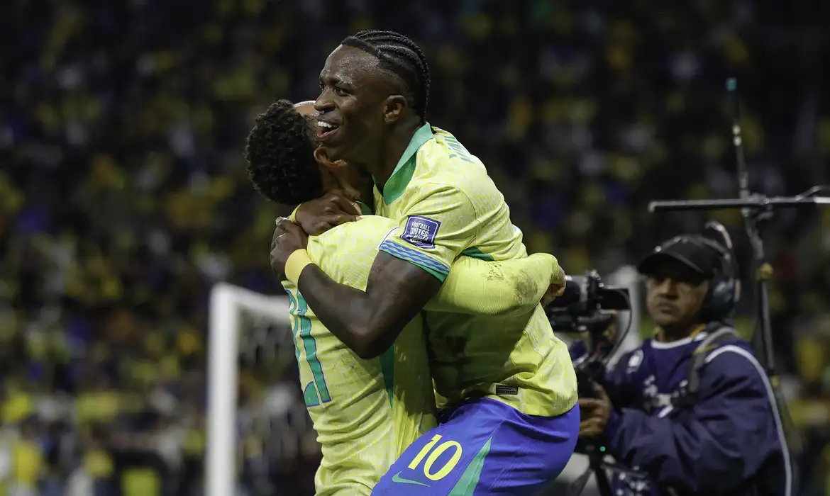 Brasil vence o Paraguai e garante vaga na Copa