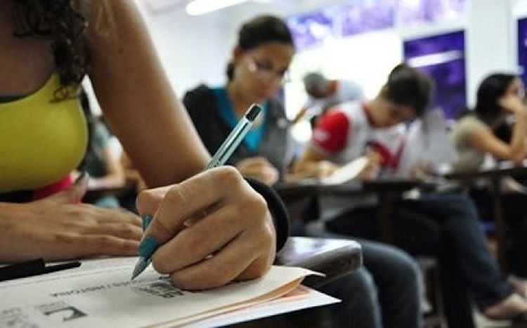 ENEM 2025: veja os temas que podem cair na redação