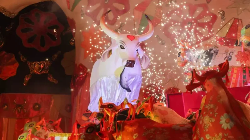 Festival de Parintins 2025: Garantido encerra apresentações do festival exaltando a cultura brasileira