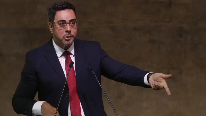 CNJ condena juiz Marcelo Bretas a aposentadoria compulsória