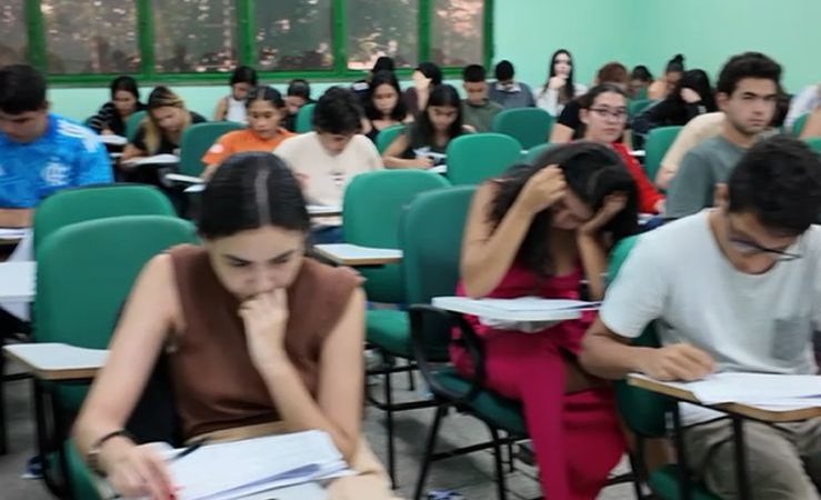Pré-vestibular da UEA: AprovENS tem inscrições prorrogadas para turma Super Intensivo SIS 3