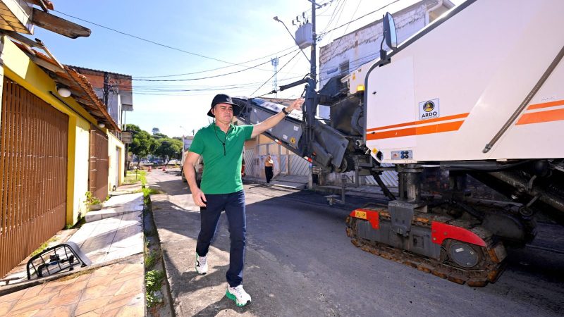 Prefeito David Almeida acompanha obras no conjunto Galiléia e anuncia avanço do asfaltamento com a chegada do verão