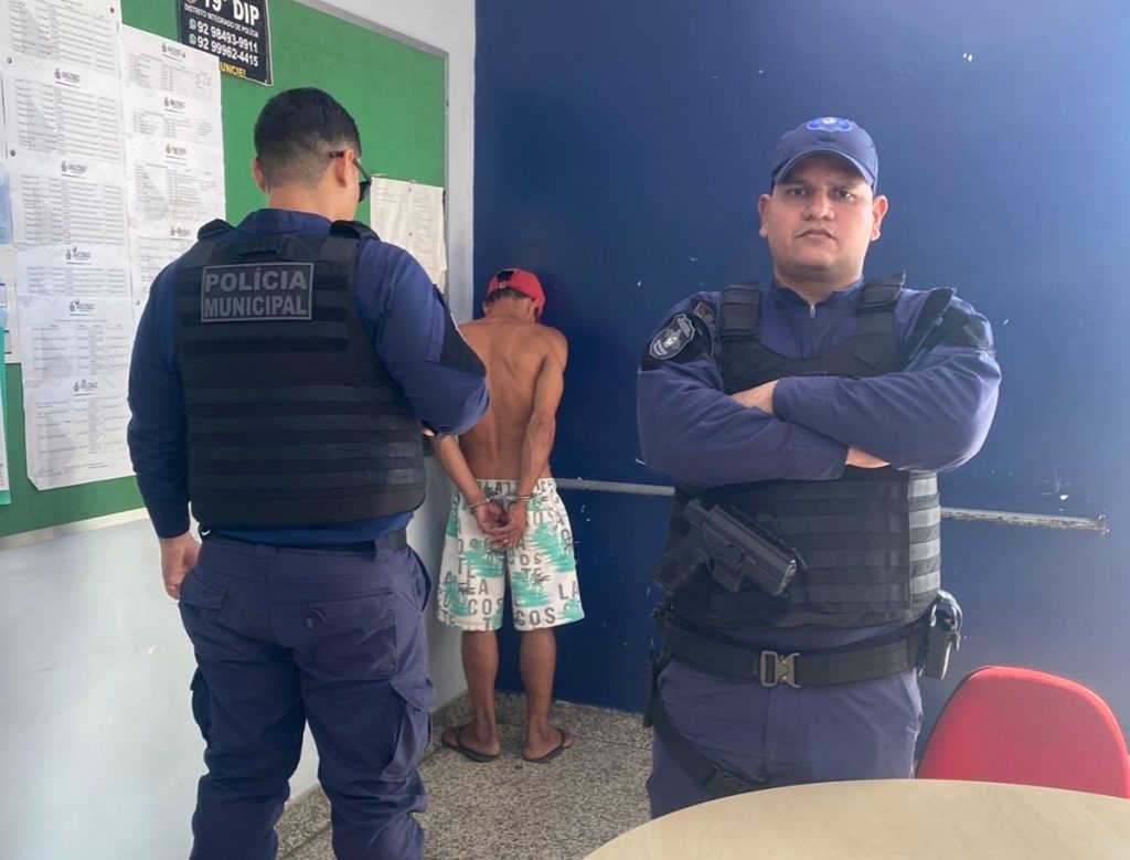 Guarda Municipal de Manaus prende foragido durante patrulhamento na Ponta Negra