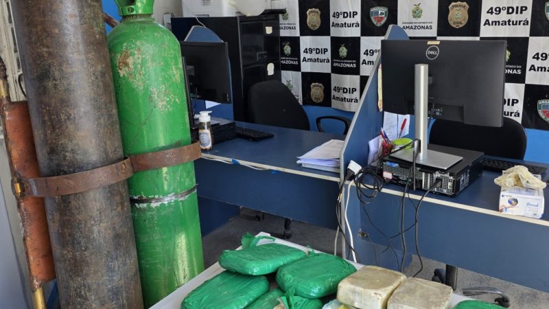 Em Amaturá, Polícia Militar do Amazonas apreende 10 tabletes de droga escondidos em cilindro de oxigênio