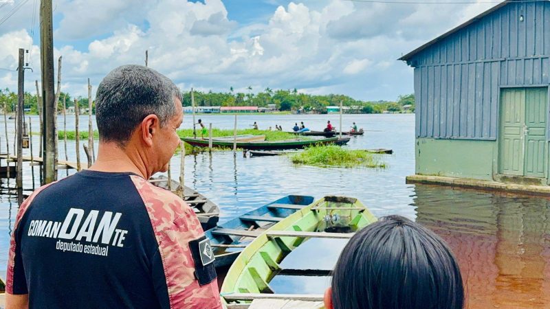 Comandante Dan percorre as calhas do Negro e do Juruá